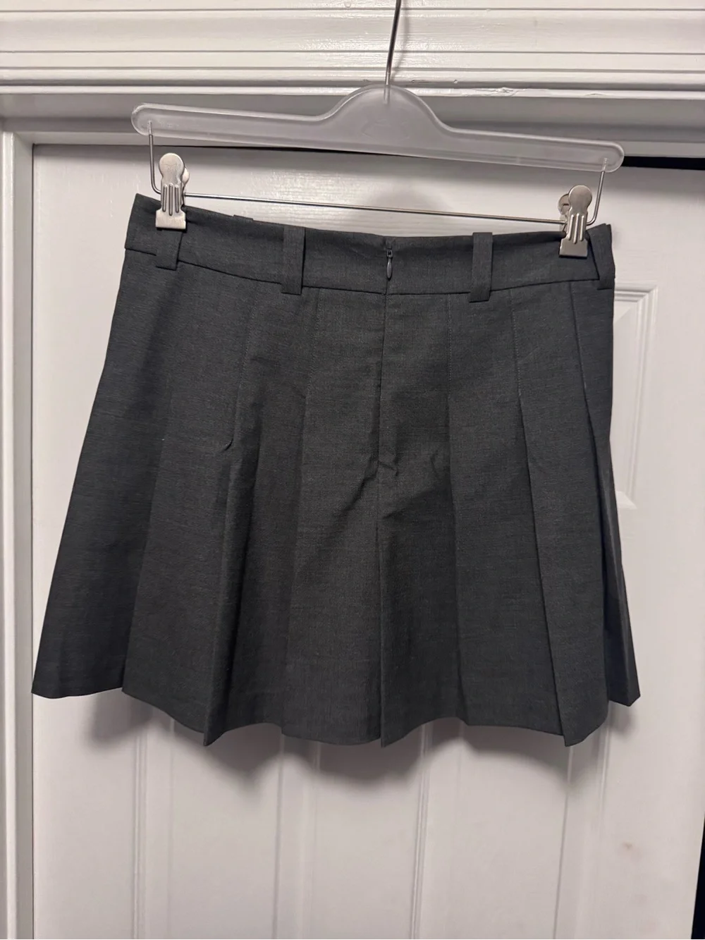 Aritzia skater skirt